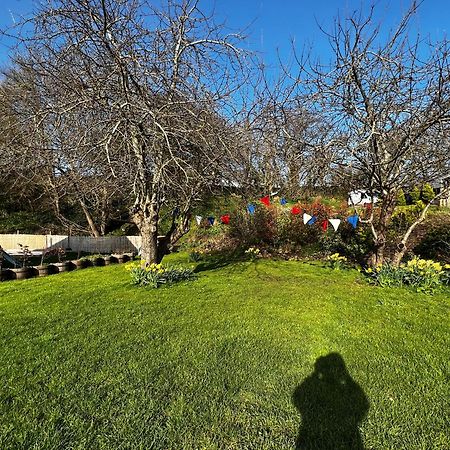 Sleepy Hollow Apartment ทอนทัน ภายนอก รูปภาพ