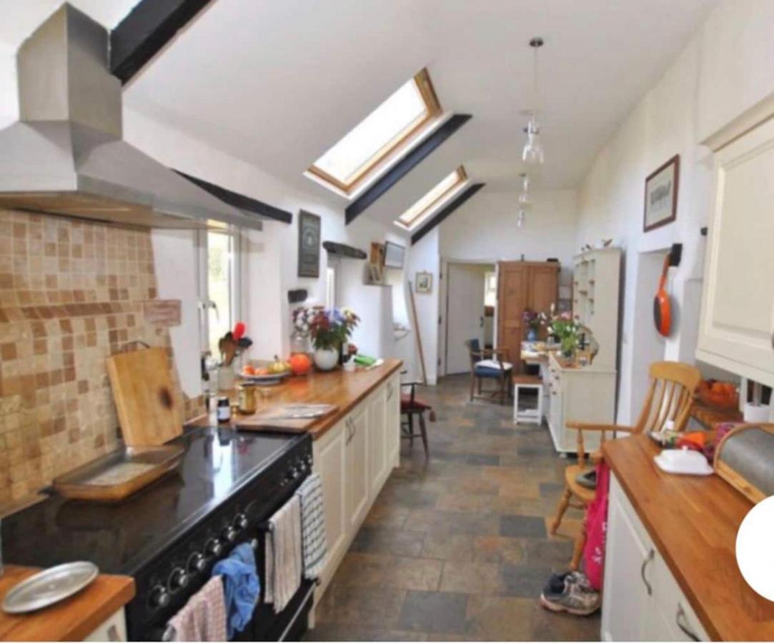 Sleepy Hollow Apartment ทอนทัน ภายนอก รูปภาพ
