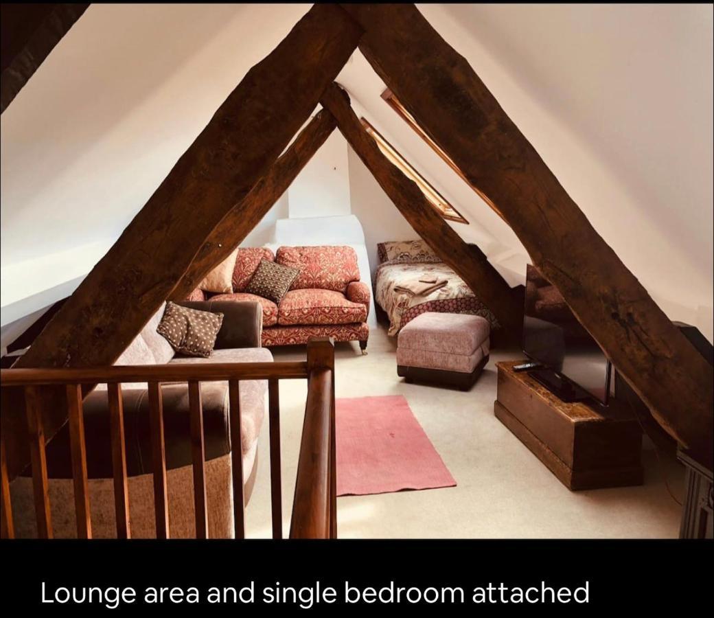 Sleepy Hollow Apartment ทอนทัน ภายนอก รูปภาพ
