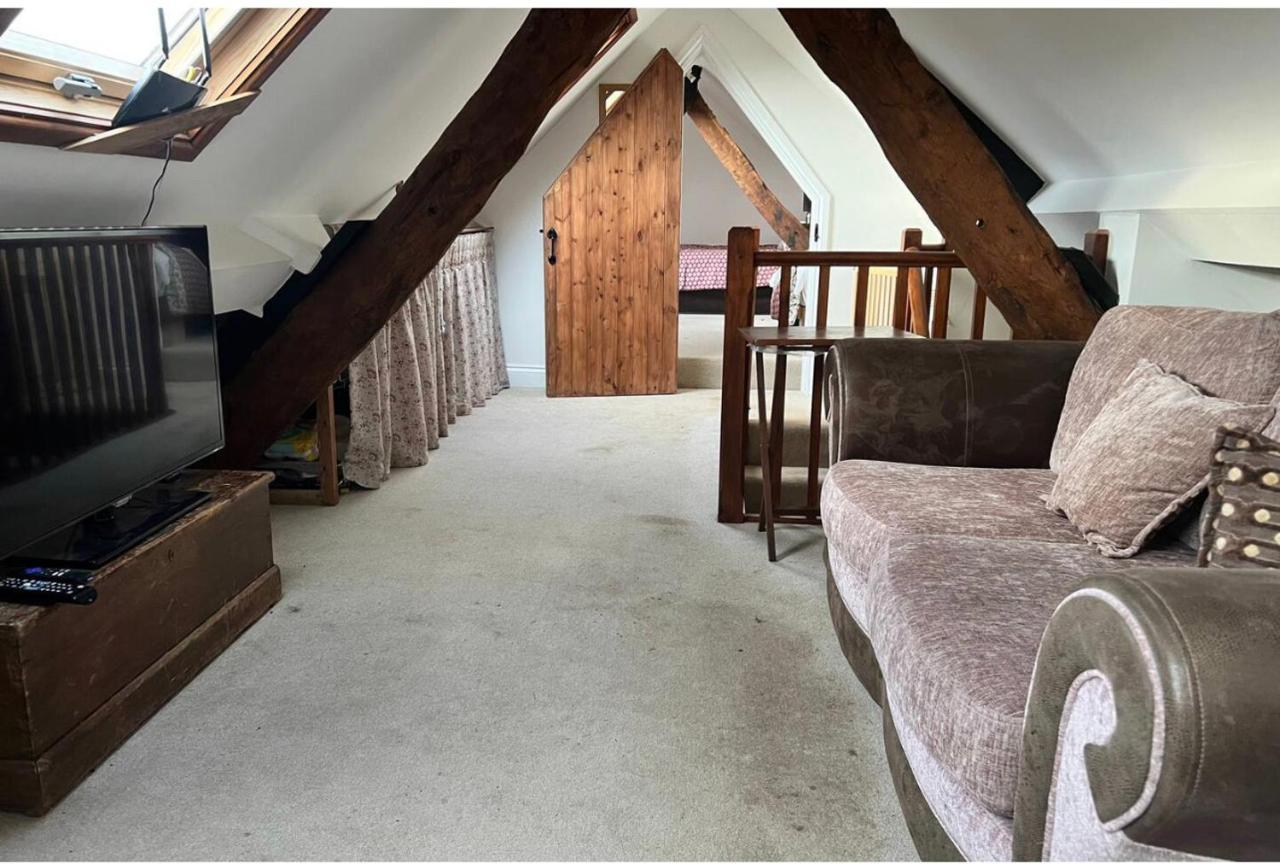 Sleepy Hollow Apartment ทอนทัน ภายนอก รูปภาพ